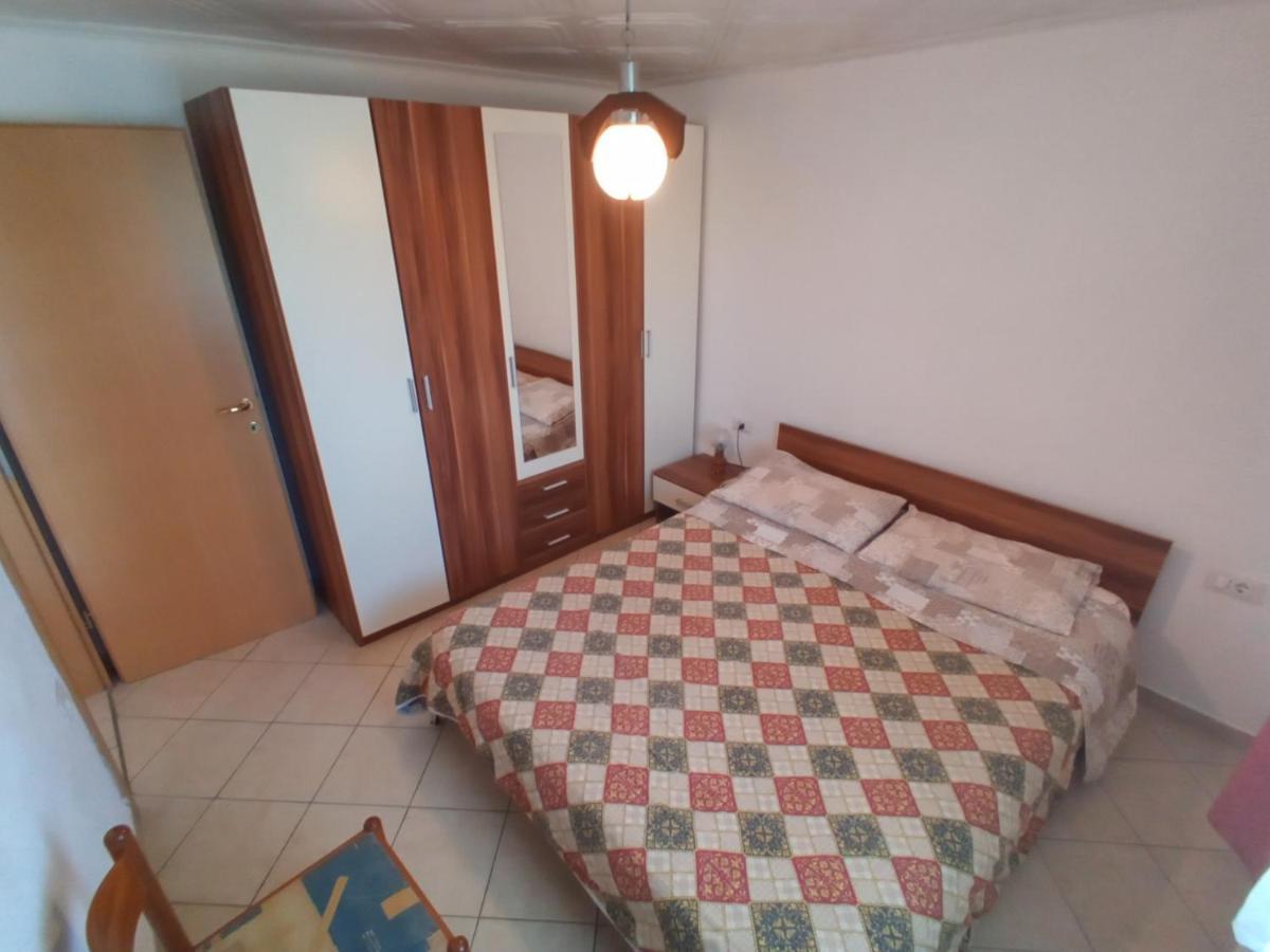 Apartment Mara Анкаран Екстер'єр фото