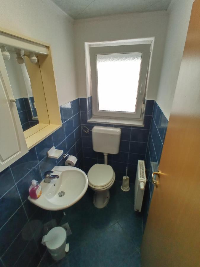 Apartment Mara Анкаран Екстер'єр фото