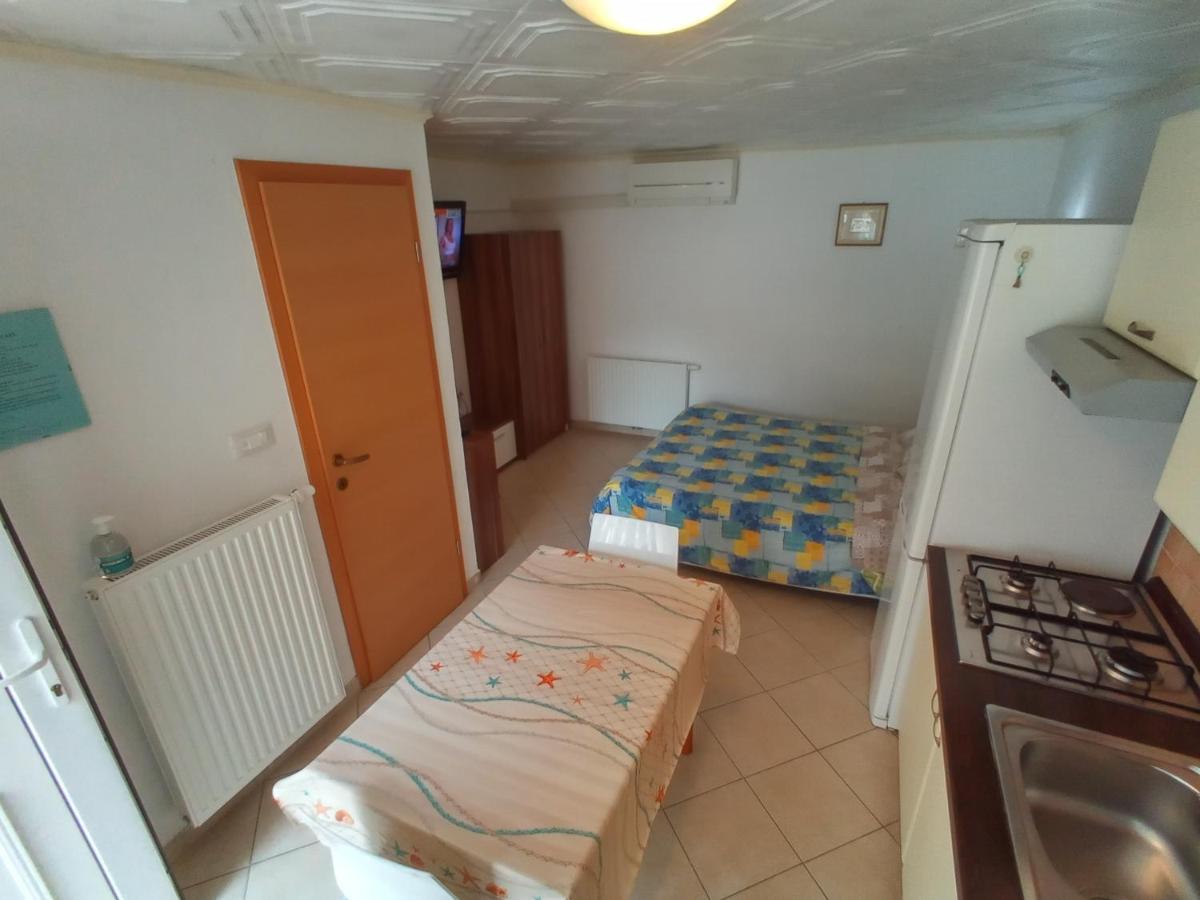 Apartment Mara Анкаран Екстер'єр фото